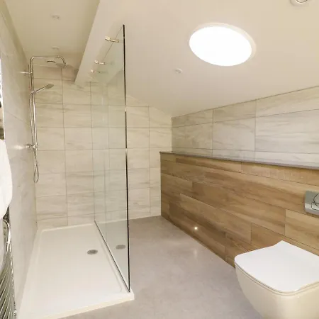 Woodside 4